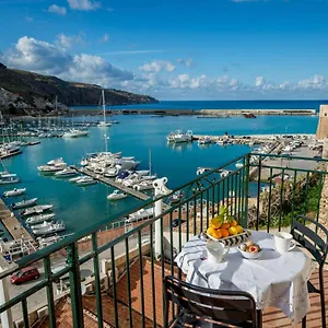  Apartment Veranda Sul Porticciolo Italien