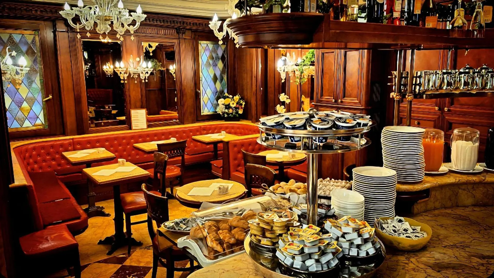 Hotel Lux Venice Italy