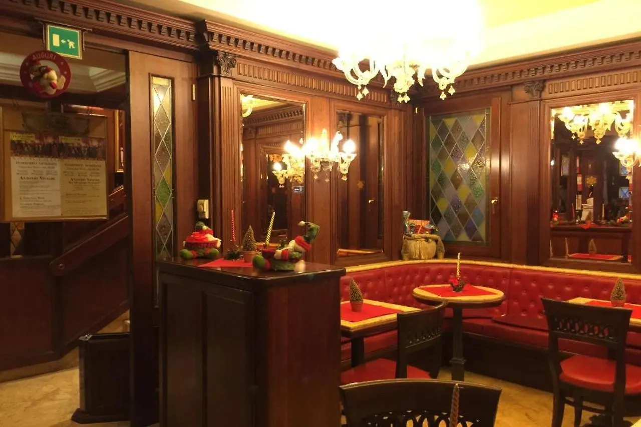 Hotel Lux Venice