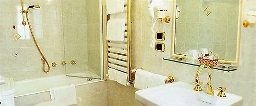 Hotel Lux Venice 3*,  Italy