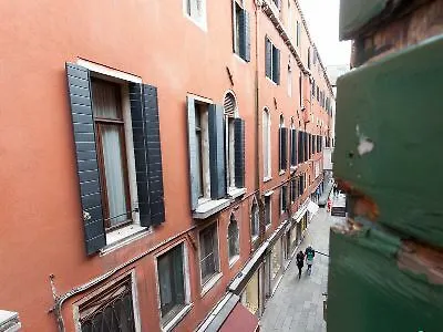 Hotel Lux Venice 3*,  Italy